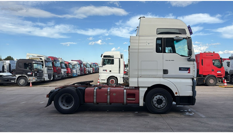 MAN TGA 18.480 (POMPE MANUELLE / MANUAL PUMP / MANUAL GEARBOX / BOITE MANUELLE) - Sadulveok: pilt 4 MAN TGA 18.480 (POMPE MANUELLE / MANUAL PUMP / MANUAL GEARBOX / BOITE MANUELLE) - Sadulveok: pilt 4