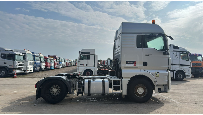 MAN TGX 18.400 (BE TRUCK / EURO 5 EEV / PTO / HYDRAULIC PUMP) - Sadulveok: pilt 4 MAN TGX 18.400 (BE TRUCK / EURO 5 EEV / PTO / HYDRAULIC PUMP) - Sadulveok: pilt 4