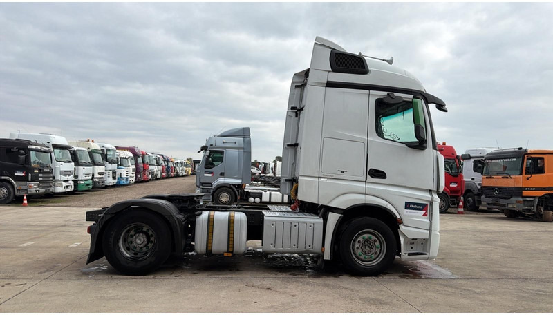 Mercedes-Benz Actros 1845 (GOOD CONDITION / PARFAIT ETAT / AIRCO / MP4) - Sadulveok: pilt 3 Mercedes-Benz Actros 1845 (GOOD CONDITION / PARFAIT ETAT / AIRCO / MP4) - Sadulveok: pilt 3