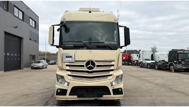 Mercedes-Benz Actros 1845 (PERFECT CONDITION / EURO 5) - Sadulveok: pilt 3 Mercedes-Benz Actros 1845 (PERFECT CONDITION / EURO 5) - Sadulveok: pilt 3