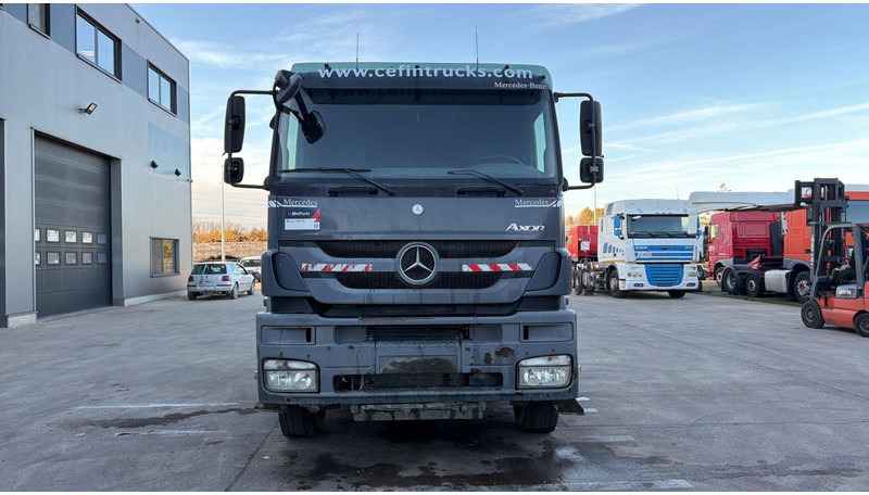 Mercedes-Benz Axor 1940 (BOITE MANUELLE / MANUAL GEARBOX / PTO / GRAND PONT / BIG AXLE) - Sadulveok: pilt 2 Mercedes-Benz Axor 1940 (BOITE MANUELLE / MANUAL GEARBOX / PTO / GRAND PONT / BIG AXLE) - Sadulveok: pilt 2