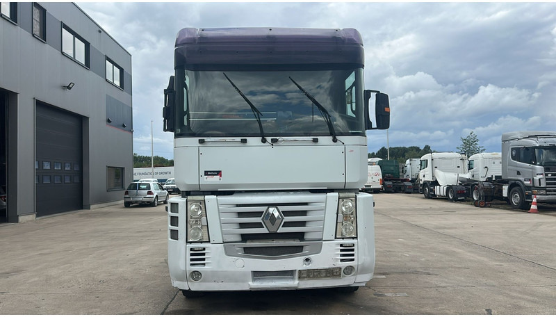 Renault Magnum 440 (BOITE MANUELLE / MANUAL GEARBOX) - Sadulveok: pilt 2 Renault Magnum 440 (BOITE MANUELLE / MANUAL GEARBOX) - Sadulveok: pilt 2