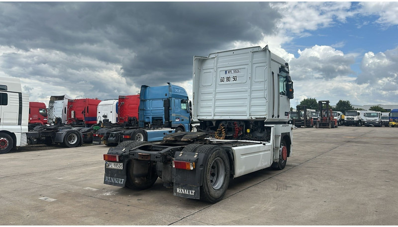 Renault Magnum 440 (BOITE MANUELLE / MANUAL GEARBOX) - Sadulveok: pilt 5 Renault Magnum 440 (BOITE MANUELLE / MANUAL GEARBOX) - Sadulveok: pilt 5