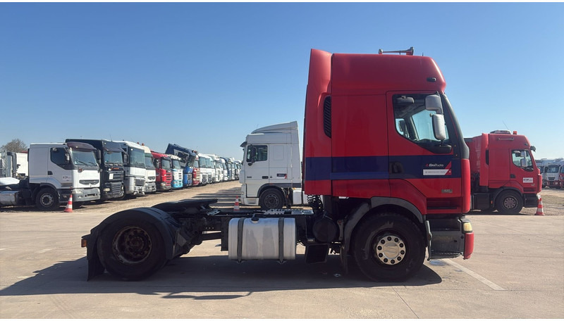 Renault Premium 420 (BOITE MANUELLE / MANUAL GEARBOX) - Sadulveok: pilt 4 Renault Premium 420 (BOITE MANUELLE / MANUAL GEARBOX) - Sadulveok: pilt 4