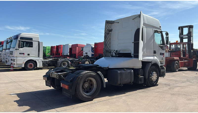 Renault Premium 420 (BOITE MANUELLE / MANUAL GEARBOX) - Sadulveok: pilt 4 Renault Premium 420 (BOITE MANUELLE / MANUAL GEARBOX) - Sadulveok: pilt 4