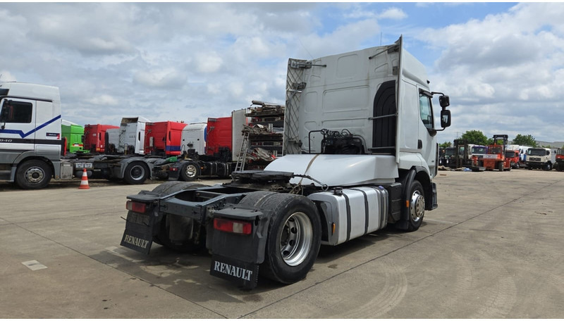 Renault Premium 460 DXI (2 TANKS / AIRCO / CLEAN / PROPRE) - Sadulveok: pilt 5 Renault Premium 460 DXI (2 TANKS / AIRCO / CLEAN / PROPRE) - Sadulveok: pilt 5