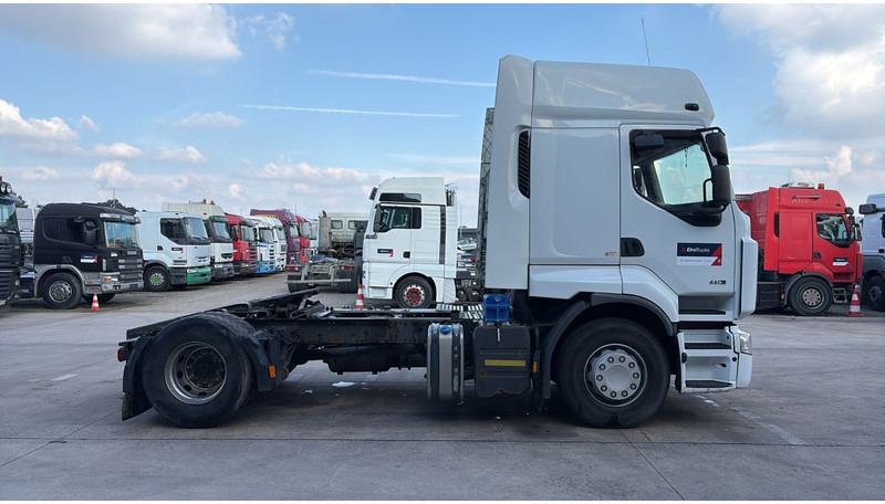 Renault Premium 460 DXI (GOOD CONDITION / AIRCO / AC / BOITE MANUELLE / MANUAL GEARBOX) - Sadulveok: pilt 4 Renault Premium 460 DXI (GOOD CONDITION / AIRCO / AC / BOITE MANUELLE / MANUAL GEARBOX) - Sadulveok: pilt 4