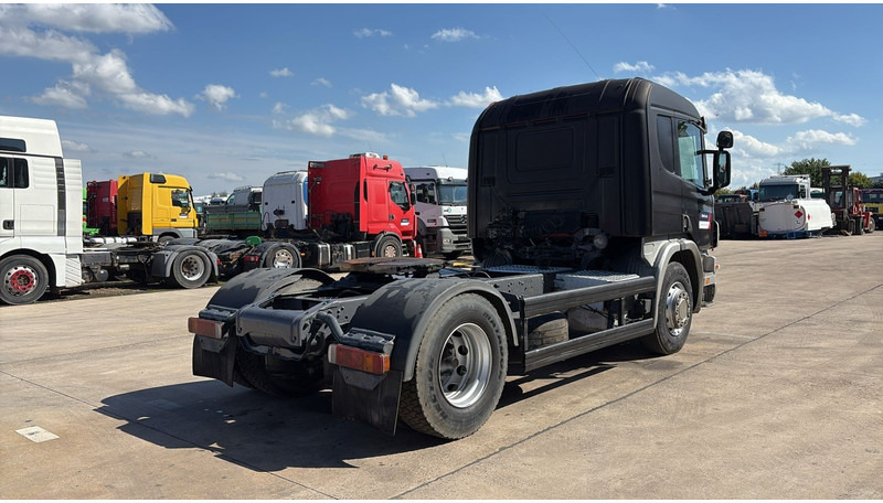 Scania 124 - 360 (MANUAL PUMP / POMPE MANUELLE / BOITE MANUELLE / MANUAL GEARBOX) - Sadulveok: pilt 4 Scania 124 - 360 (MANUAL PUMP / POMPE MANUELLE / BOITE MANUELLE / MANUAL GEARBOX) - Sadulveok: pilt 4
