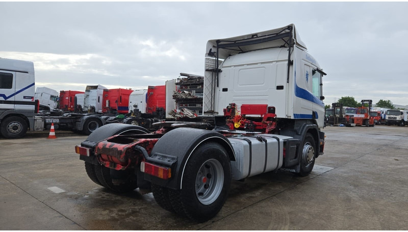 Scania P124 - 360 (POMPE MANUELLE / BOITE MANUELLE / MANUAL PUMP / MANUAL GEARBOX) - Sadulveok: pilt 5 Scania P124 - 360 (POMPE MANUELLE / BOITE MANUELLE / MANUAL PUMP / MANUAL GEARBOX) - Sadulveok: pilt 5