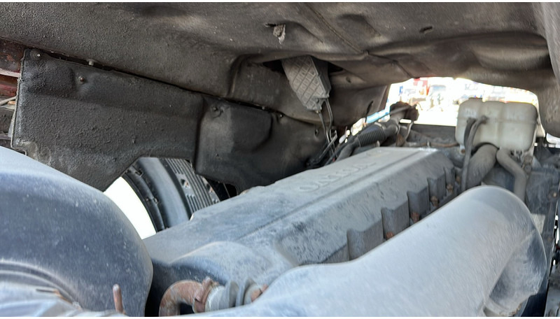 Sadulveok Volvo FH 400 (MANUAL GEARBOX / EURO 5 / BOITE MANUELLE): pilt 19