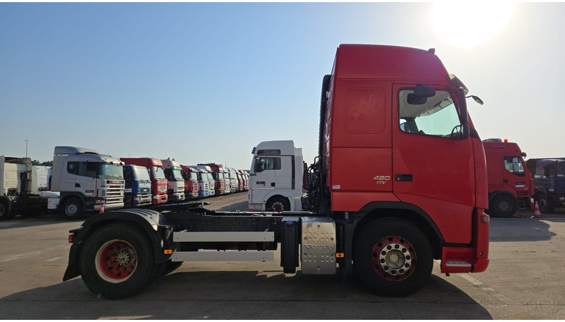 Volvo FH 420 (CLEAN TRUCK / GOOD CONDITION / CHASSIS GOOD) - Sadulveok: pilt 5 Volvo FH 420 (CLEAN TRUCK / GOOD CONDITION / CHASSIS GOOD) - Sadulveok: pilt 5