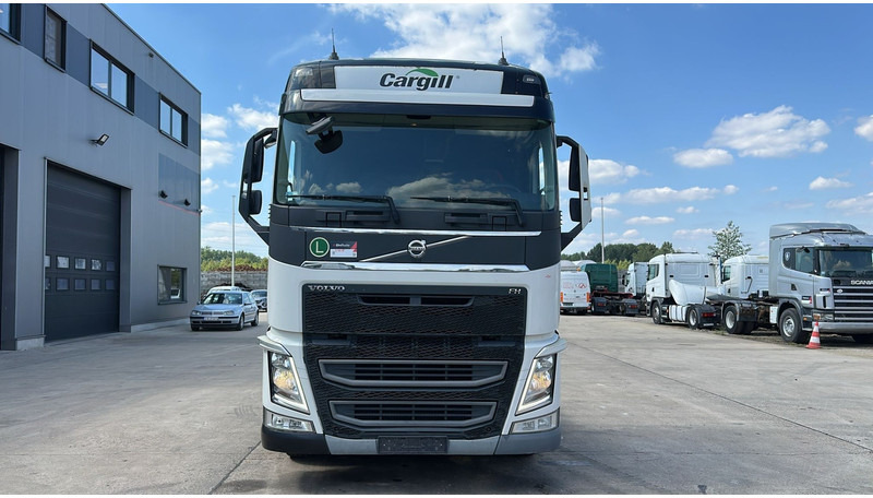 Volvo FH 460 (CLEAN CONDITION / CLEAN CHASSIS / EURO 6) - Sadulveok: pilt 2 Volvo FH 460 (CLEAN CONDITION / CLEAN CHASSIS / EURO 6) - Sadulveok: pilt 2
