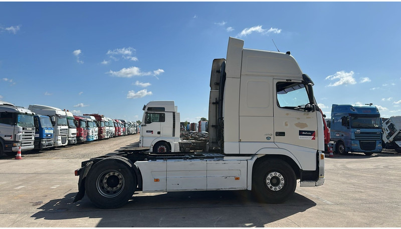 Volvo FH 460 (MANUAL GEARBOX / BOITE MANUELLE) - Sadulveok: pilt 4 Volvo FH 460 (MANUAL GEARBOX / BOITE MANUELLE) - Sadulveok: pilt 4