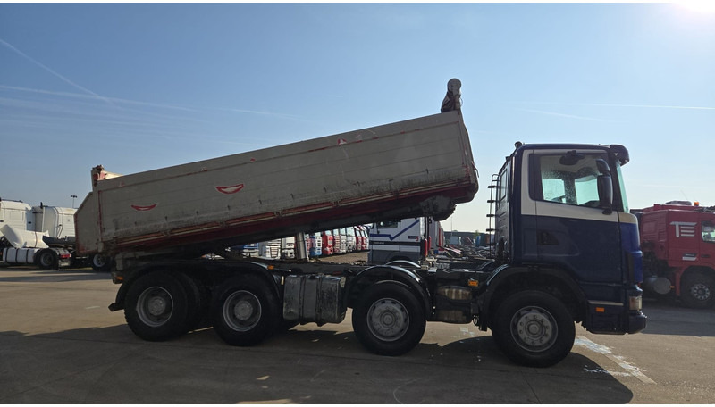 Scania 124-420 (BIG AXLE / GRAND PONT / LAMES / STEEL SUSP. / MANUAL GEARBOX / BOITE MANUELLE) - Kallurauto: pilt 4 Scania 124-420 (BIG AXLE / GRAND PONT / LAMES / STEEL SUSP. / MANUAL GEARBOX / BOITE MANUELLE) - Kallurauto: pilt 4
