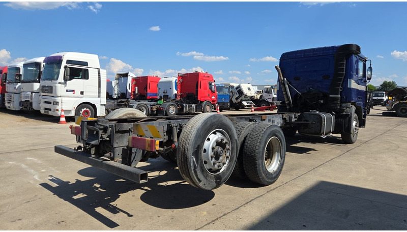 Volvo F 12 - 360 (FULL STEEL SUSPENSION / MANUAL PUMP / SUSP. LAMES / 6X2) - Kabiinišassiiga veoauto: pilt 5 Volvo F 12 - 360 (FULL STEEL SUSPENSION / MANUAL PUMP / SUSP. LAMES / 6X2) - Kabiinišassiiga veoauto: pilt 5