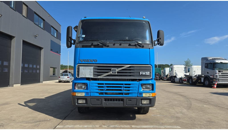 Volvo FH 12.380 (20.100 LITERS / PARFAIT ETAT / TOP CONDITION !!! / 6X2 / BOITE MANUELLE) - Tsisternauto: pilt 2 Volvo FH 12.380 (20.100 LITERS / PARFAIT ETAT / TOP CONDITION !!! / 6X2 / BOITE MANUELLE) - Tsisternauto: pilt 2