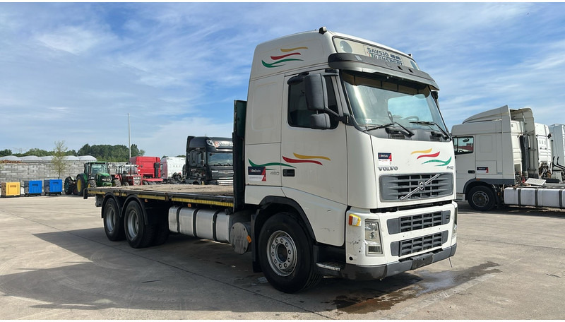 Volvo FH 12 - 460 (BOITE MANUELLE / MANUAL GEARBOX / 10 TYRES / 6X2 / AC / AIRCO) - Madelveok/ Platvormveok: pilt 3 Volvo FH 12 - 460 (BOITE MANUELLE / MANUAL GEARBOX / 10 TYRES / 6X2 / AC / AIRCO) - Madelveok/ Platvormveok: pilt 3