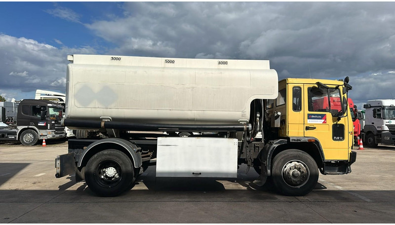Volvo FL 6-18 (12400 LITERS / 3 COMPARTIMENTS / EURO 2 / STEEL SUSP. / LAMES) - Tsisternauto: pilt 4 Volvo FL 6-18 (12400 LITERS / 3 COMPARTIMENTS / EURO 2 / STEEL SUSP. / LAMES) - Tsisternauto: pilt 4