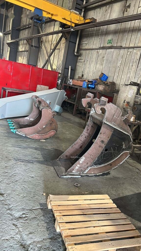 Case CS210 Channel Bucket - Ekskavaatori kopp: pilt 2 Case CS210 Channel Bucket - Ekskavaatori kopp: pilt 2