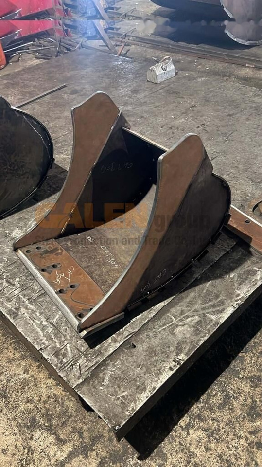 Caterpillar 305 Digging Bucket - Ekskavaatori kopp: pilt 3 Caterpillar 305 Digging Bucket - Ekskavaatori kopp: pilt 3