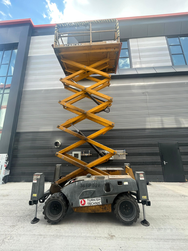 HAULOTTE 12DX COMPACT - Käärlift: pilt 2 HAULOTTE 12DX COMPACT - Käärlift: pilt 2