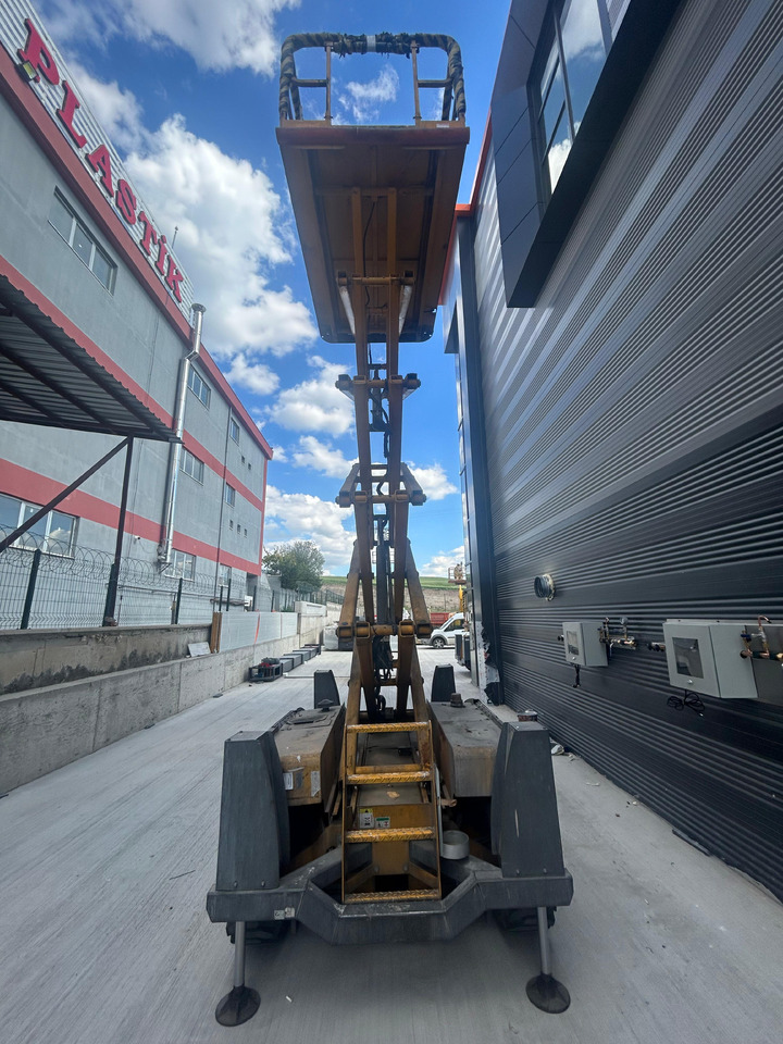HAULOTTE 12DX COMPACT - Käärlift: pilt 3 HAULOTTE 12DX COMPACT - Käärlift: pilt 3
