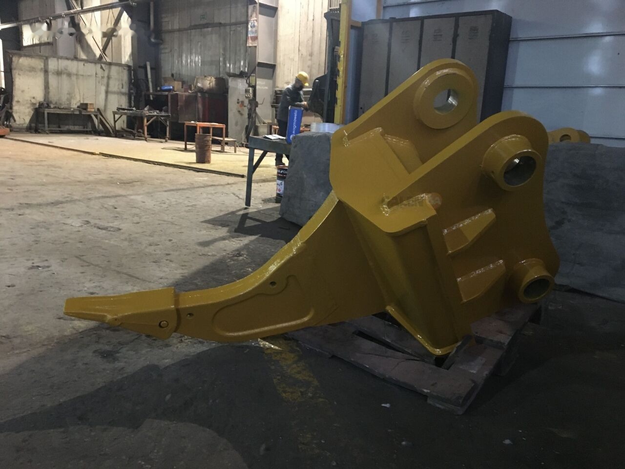 Komatsu PC350 Heavy Duty Rock Ripper - Kobesti: pilt 2 Komatsu PC350 Heavy Duty Rock Ripper - Kobesti: pilt 2