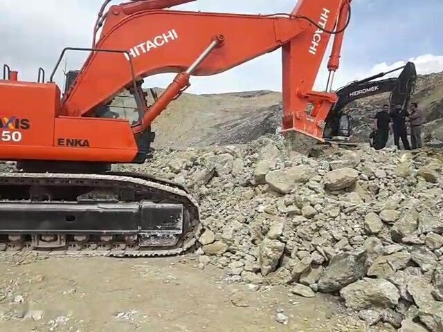 Komatsu Short Boom-Arm - Hüdrauliline haamer: pilt 4 Komatsu Short Boom-Arm - Hüdrauliline haamer: pilt 4
