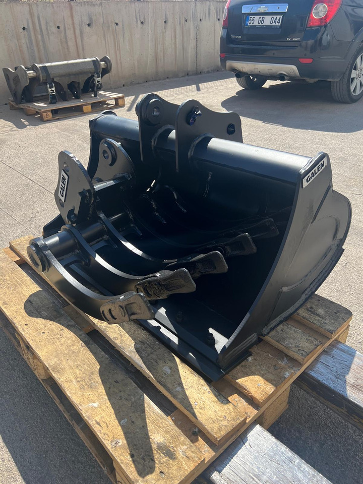 Takeuchi TB235 Grab Rake Attachment - Kobesti - Miniekskavaator: pilt 2 Takeuchi TB235 Grab Rake Attachment - Kobesti - Miniekskavaator: pilt 2