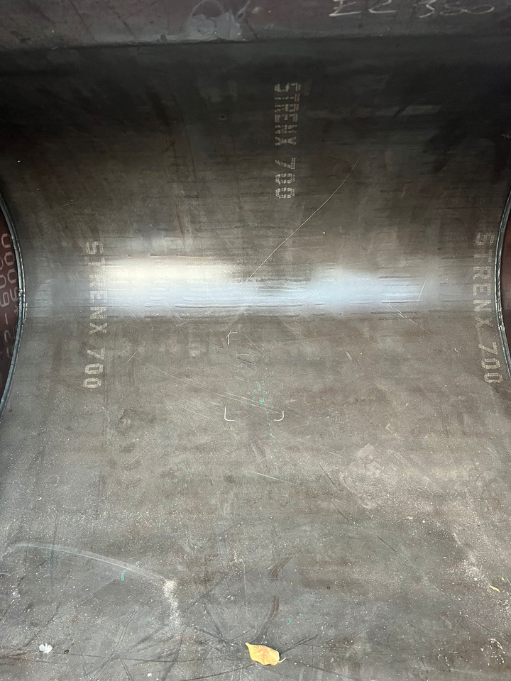 Volvo EC380 Exhibiton Bucket - Ekskavaatori kopp - Lintekskavaator: pilt 2 Volvo EC380 Exhibiton Bucket - Ekskavaatori kopp - Lintekskavaator: pilt 2