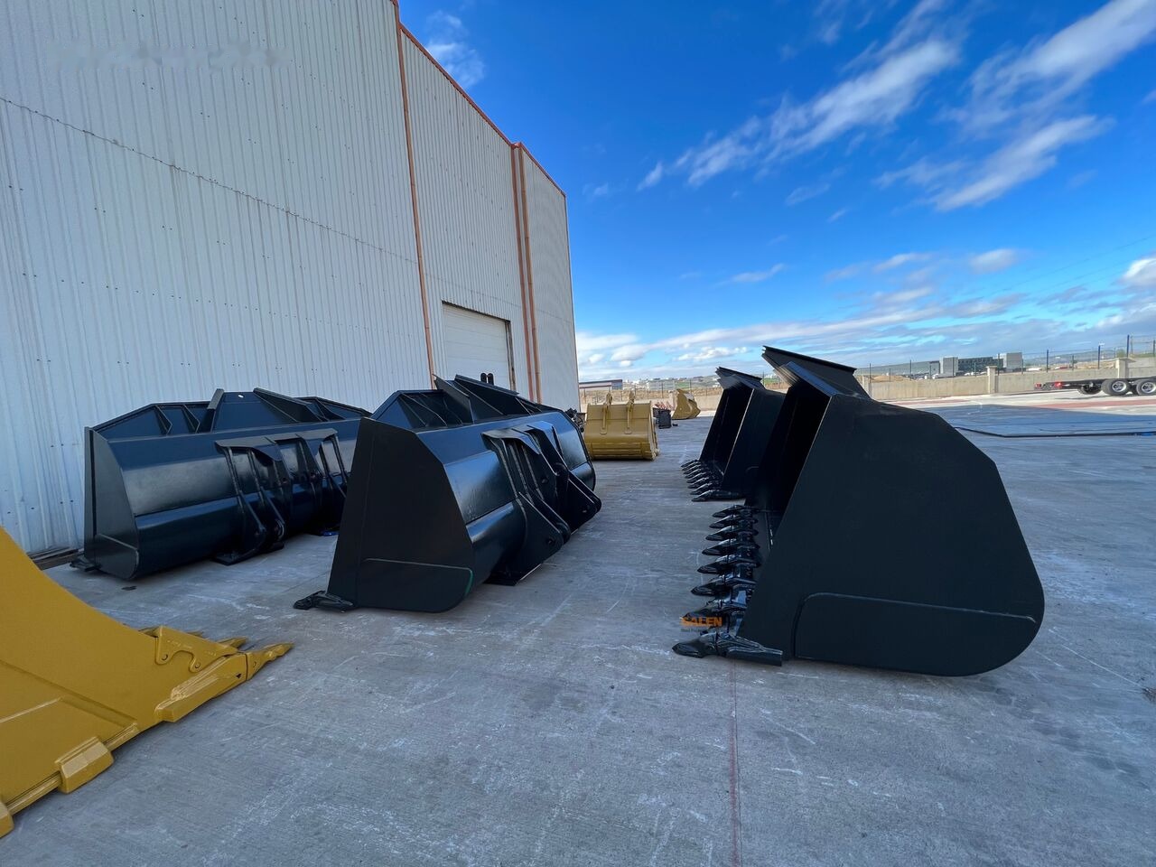 Volvo L150 Rock Bucket - Laaduri kopp: pilt 4 Volvo L150 Rock Bucket - Laaduri kopp: pilt 4