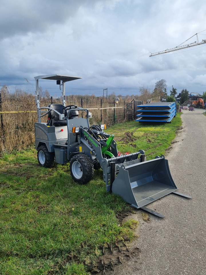 WCM L1150e E-power - Rataslaadur: pilt 5 WCM L1150e E-power - Rataslaadur: pilt 5