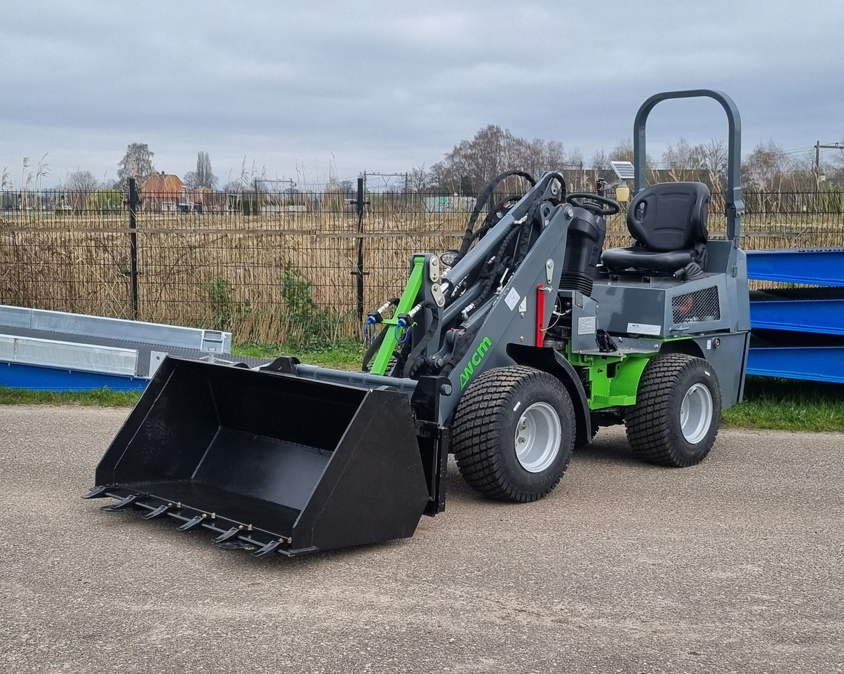 WCM -L1460 shovel met beugel - Rataslaadur: pilt 2 WCM -L1460 shovel met beugel - Rataslaadur: pilt 2