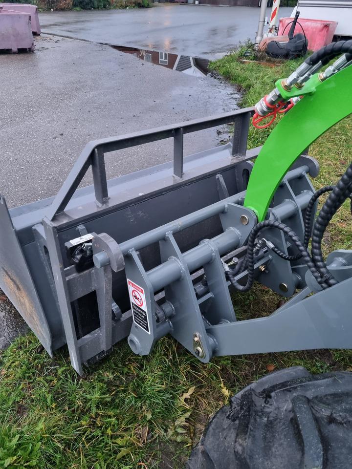 WCM L2110e E-Power - Rataslaadur: pilt 2 WCM L2110e E-Power - Rataslaadur: pilt 2