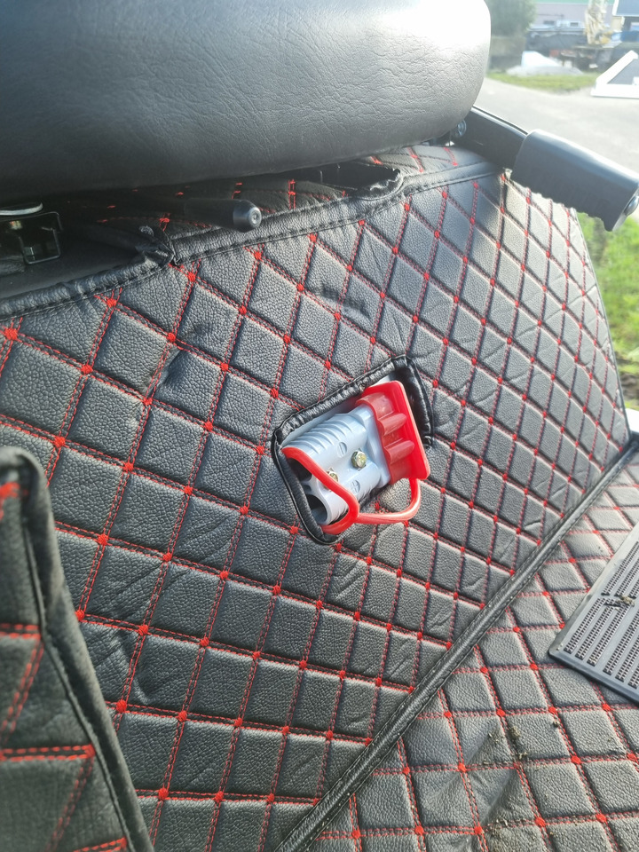 WCM L2310e E-Power - Rataslaadur: pilt 2 WCM L2310e E-Power - Rataslaadur: pilt 2
