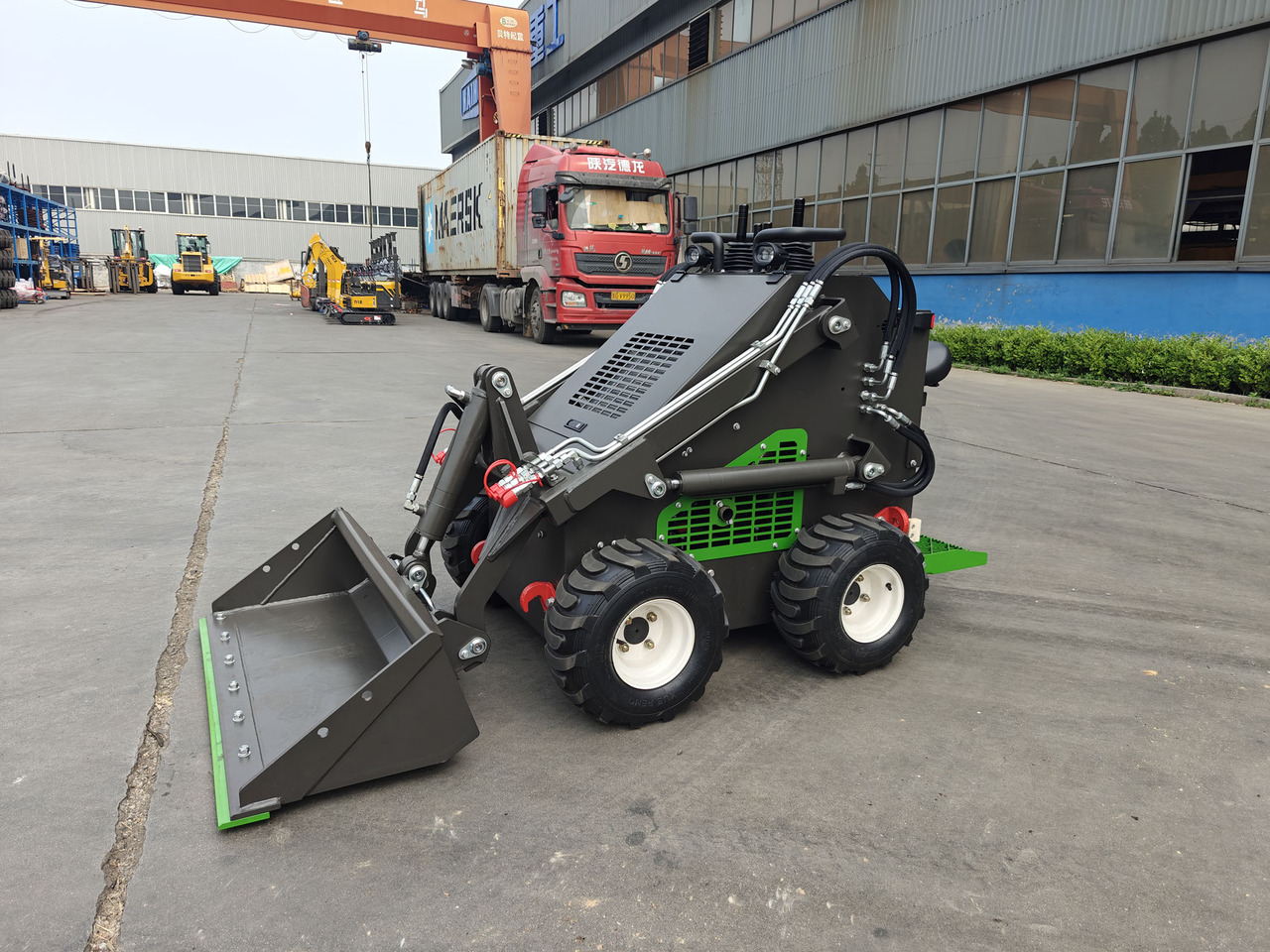 WCM-SL380 - Kompaktlaadur: pilt 3 WCM-SL380 - Kompaktlaadur: pilt 3