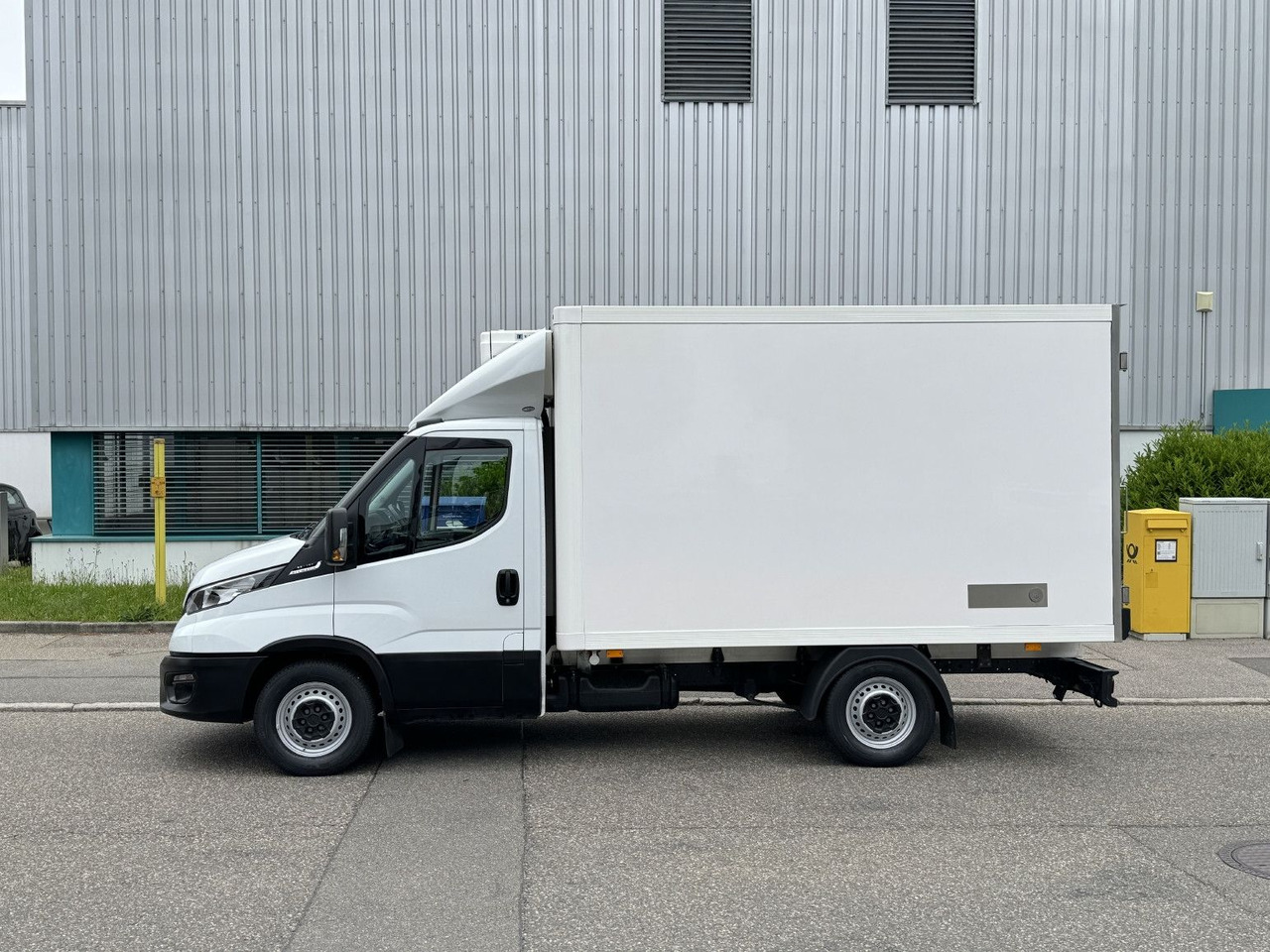 Iveco Daily 35s160 Tiefkühl TK V-500 Air-Pro Hi-Matic - Tarbesõiduk külmik: pilt 4 Iveco Daily 35s160 Tiefkühl TK V-500 Air-Pro Hi-Matic - Tarbesõiduk külmik: pilt 4
