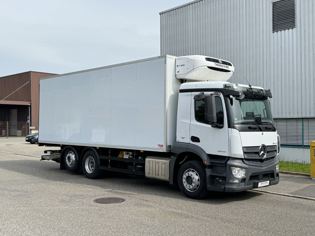 Mercedes-Benz Antos 2533L Kühlkoffer TK T-800R Lenkachse TOP - Külmutiga veoauto: pilt 4 Mercedes-Benz Antos 2533L Kühlkoffer TK T-800R Lenkachse TOP - Külmutiga veoauto: pilt 4