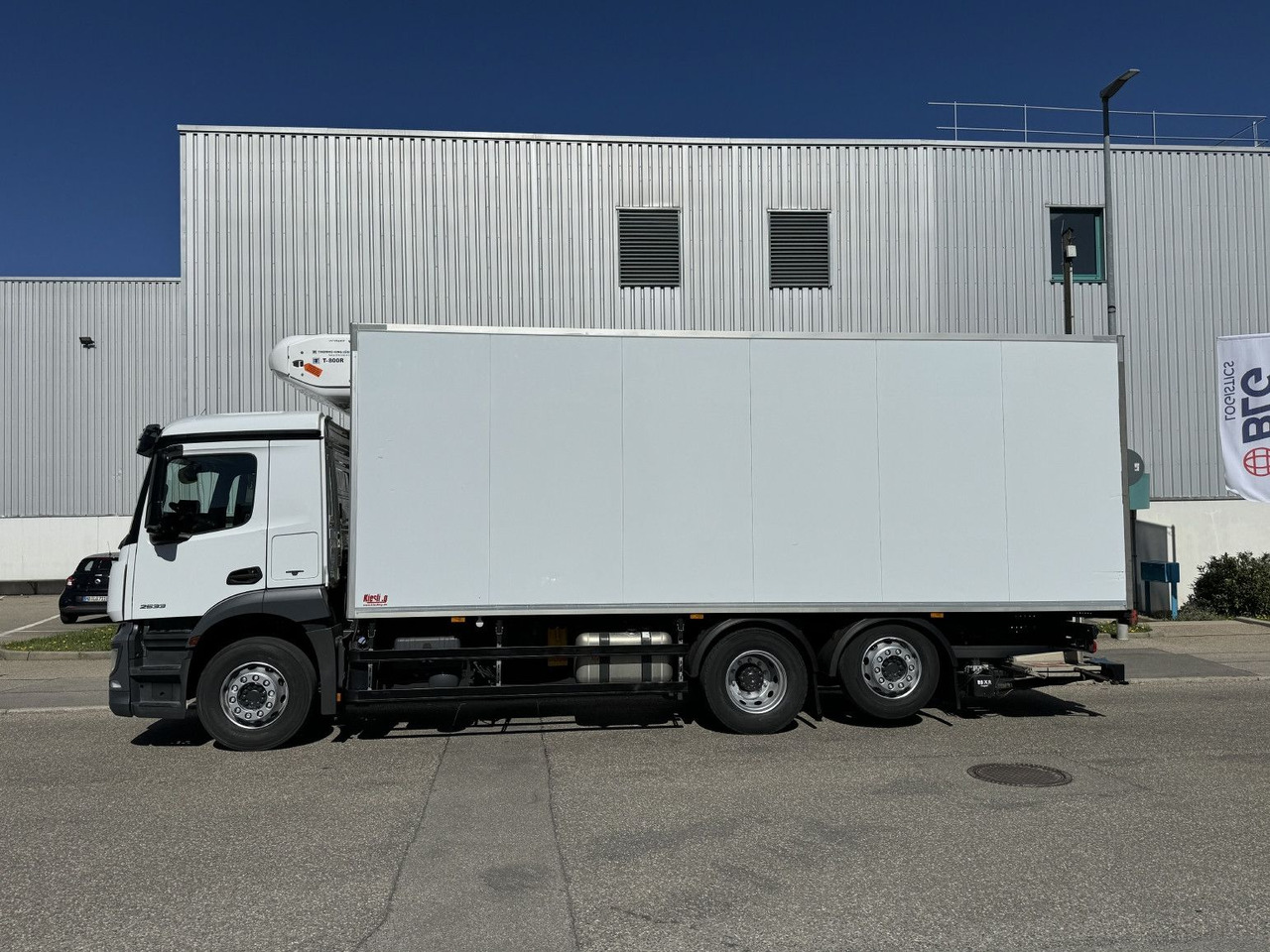 Mercedes-Benz Antos 2533L Kühlkoffer TK T-800R Lenkachse TOP - Külmutiga veoauto: pilt 5 Mercedes-Benz Antos 2533L Kühlkoffer TK T-800R Lenkachse TOP - Külmutiga veoauto: pilt 5