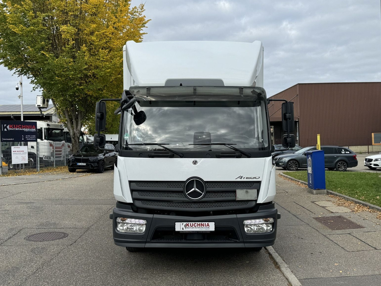 Mercedes-Benz Atego 1221 L Koffer 6,1m LBW AHK Klima TOP - Kasti veoauto: pilt 2 Mercedes-Benz Atego 1221 L Koffer 6,1m LBW AHK Klima TOP - Kasti veoauto: pilt 2