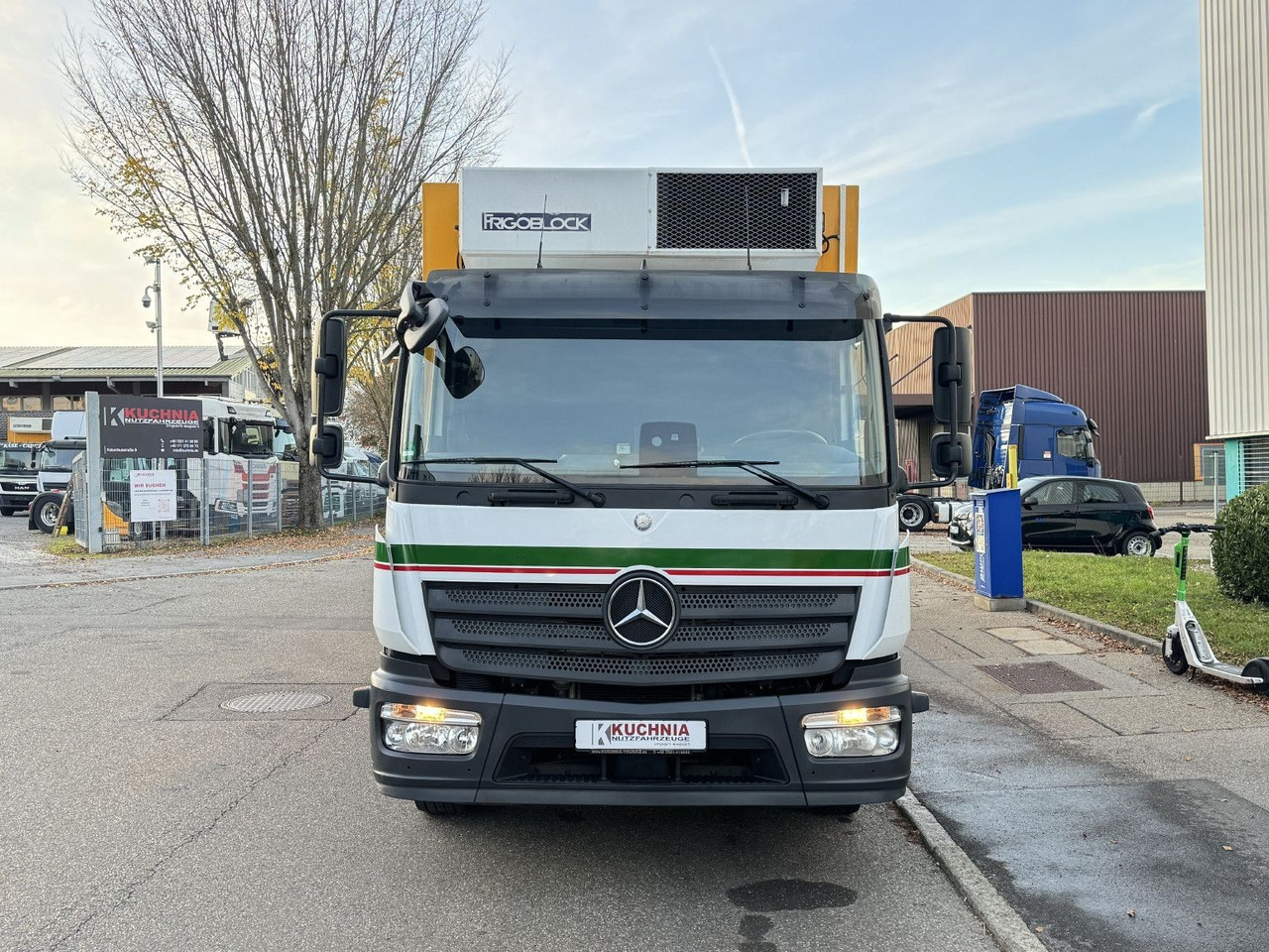 Mercedes-Benz Atego 1524 L-Haus Tiefkühlkoffer 6,9m LBW Tür - Külmutiga veoauto: pilt 2 Mercedes-Benz Atego 1524 L-Haus Tiefkühlkoffer 6,9m LBW Tür - Külmutiga veoauto: pilt 2