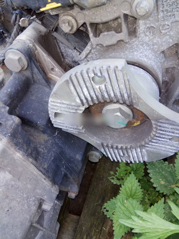 Daimler-Benz G211-12 715.352   Mercedes-Benz truck - Käigukast - Veoauto: pilt 5 Daimler-Benz G211-12 715.352   Mercedes-Benz truck - Käigukast - Veoauto: pilt 5