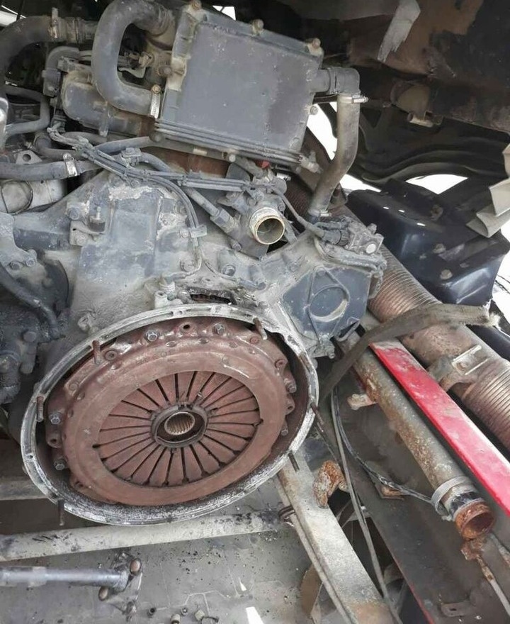 Scania DC1108 Scania P340 - Mootor - Veoauto: pilt 2 Scania DC1108 Scania P340 - Mootor - Veoauto: pilt 2