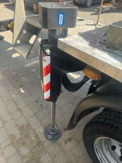 Veoautolt tõusev platvorm Nissan NT400: pilt 20