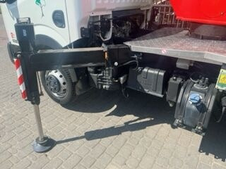 Veoautolt tõusev platvorm Nissan NT400: pilt 18