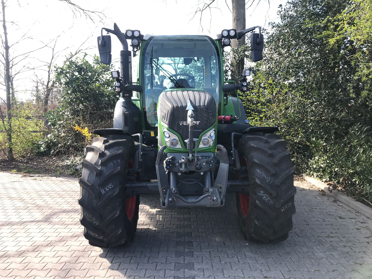 FENDT 513 Vario S4 PowerPlus - Traktor: pilt 3 FENDT 513 Vario S4 PowerPlus - Traktor: pilt 3