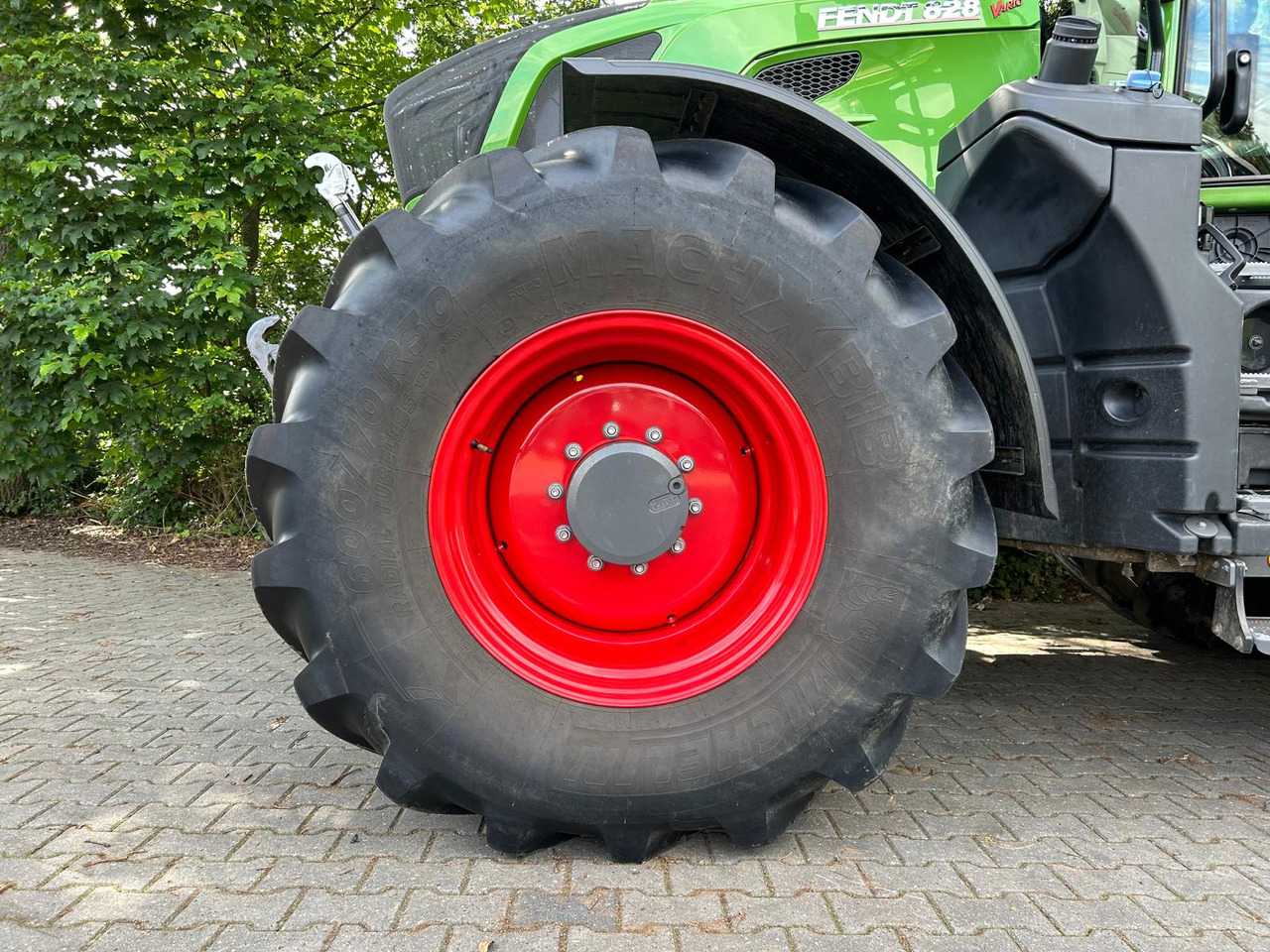 FENDT 828 Vario S4 ProfiPlus - Traktor: pilt 5 FENDT 828 Vario S4 ProfiPlus - Traktor: pilt 5