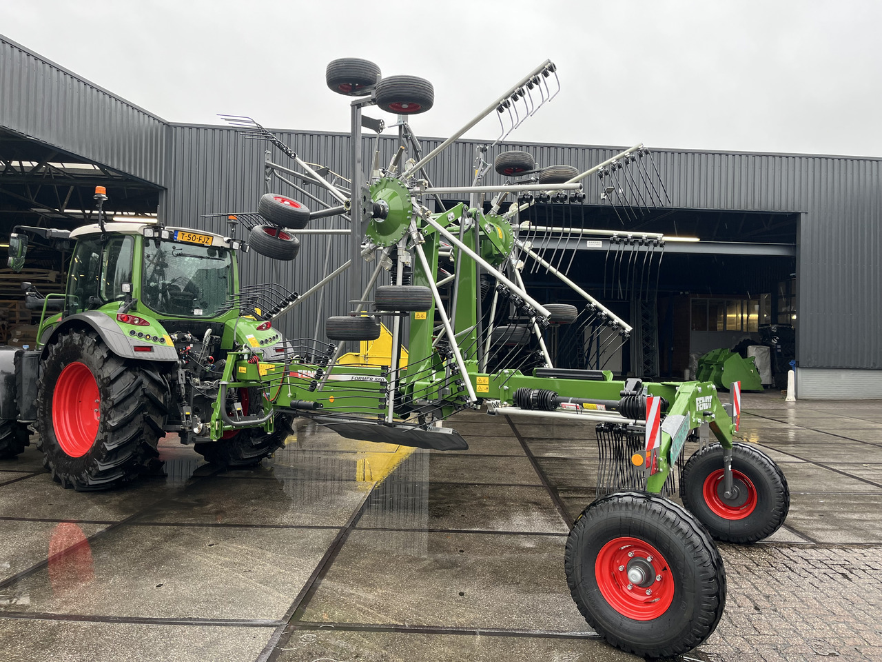 FENDT Former 880 - Äke: pilt 1 FENDT Former 880 - Äke: pilt 1