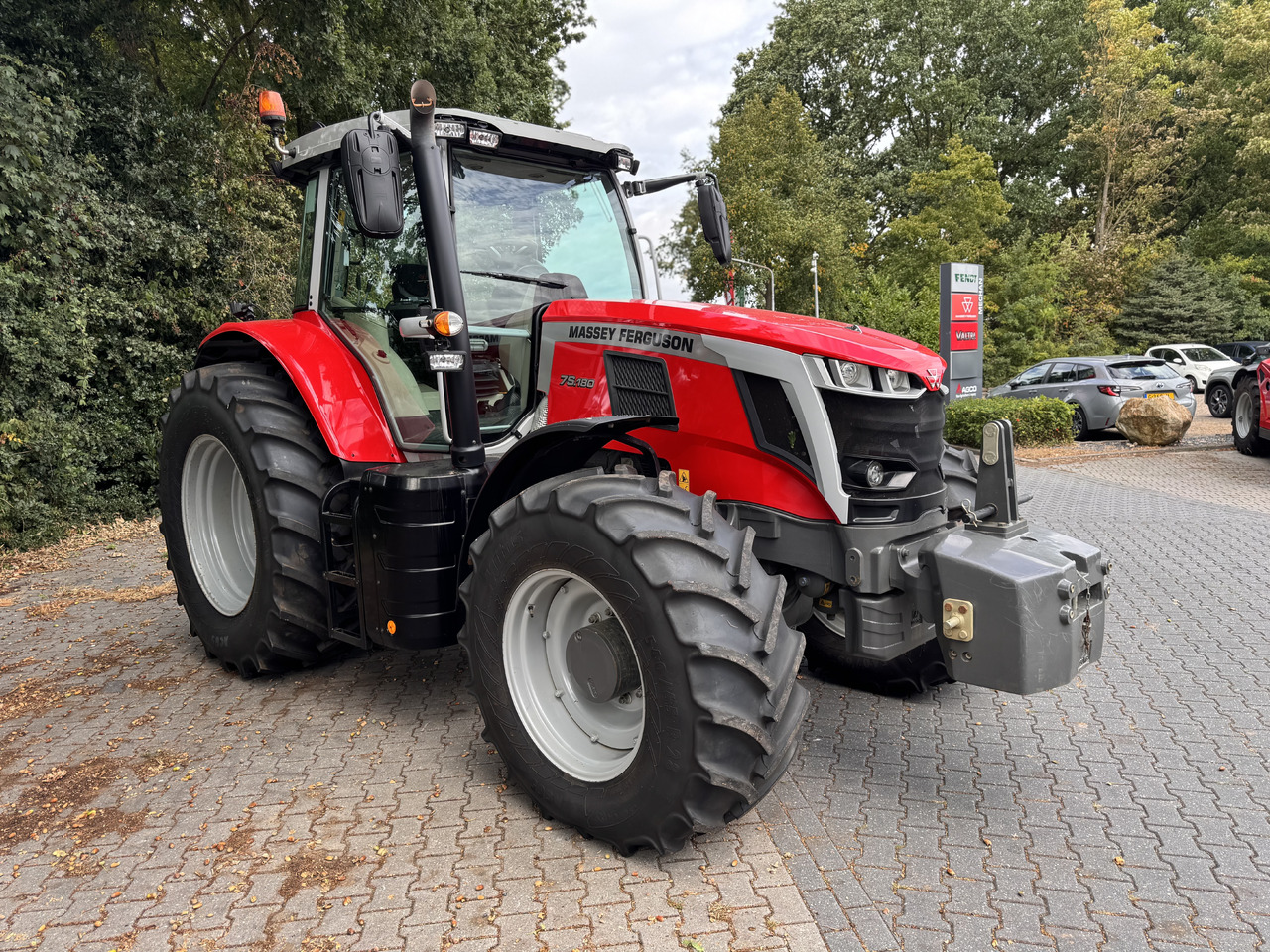 MASSEY FERGUSON 7s.180 Dyna6 Efficient - Traktor: pilt 3 MASSEY FERGUSON 7s.180 Dyna6 Efficient - Traktor: pilt 3