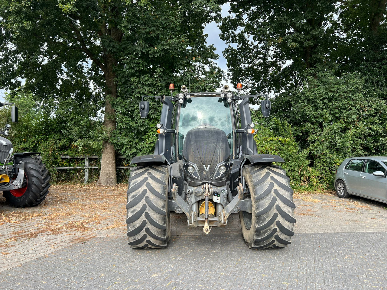 Valtra T174 Versu - Traktor: pilt 5 Valtra T174 Versu - Traktor: pilt 5